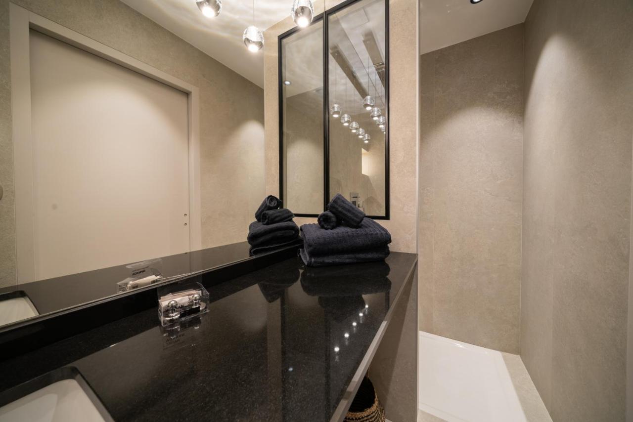 Le Luxury Design De La Vieille Ville Annecy Exterior photo